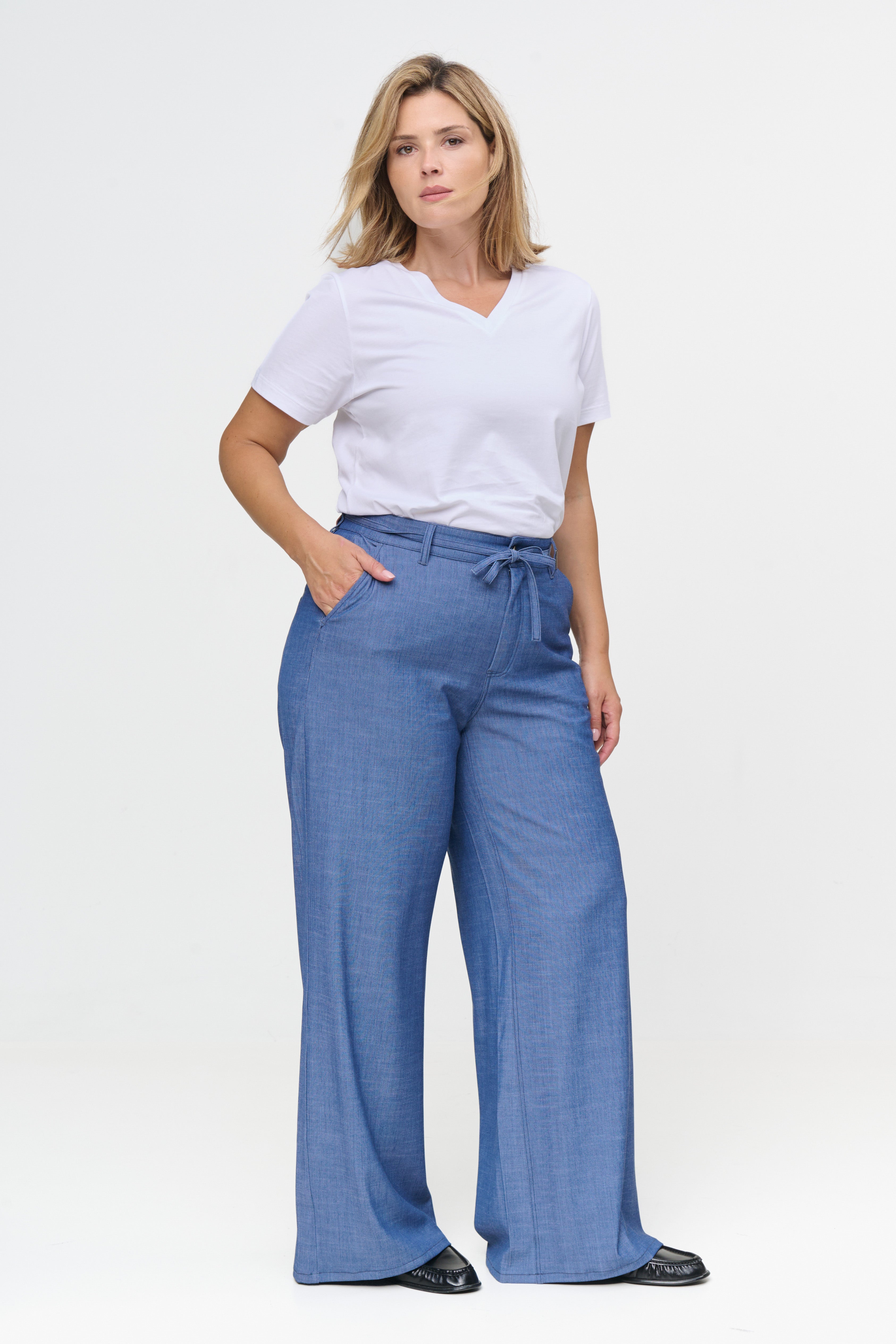 DAKOTA Celeste Blue