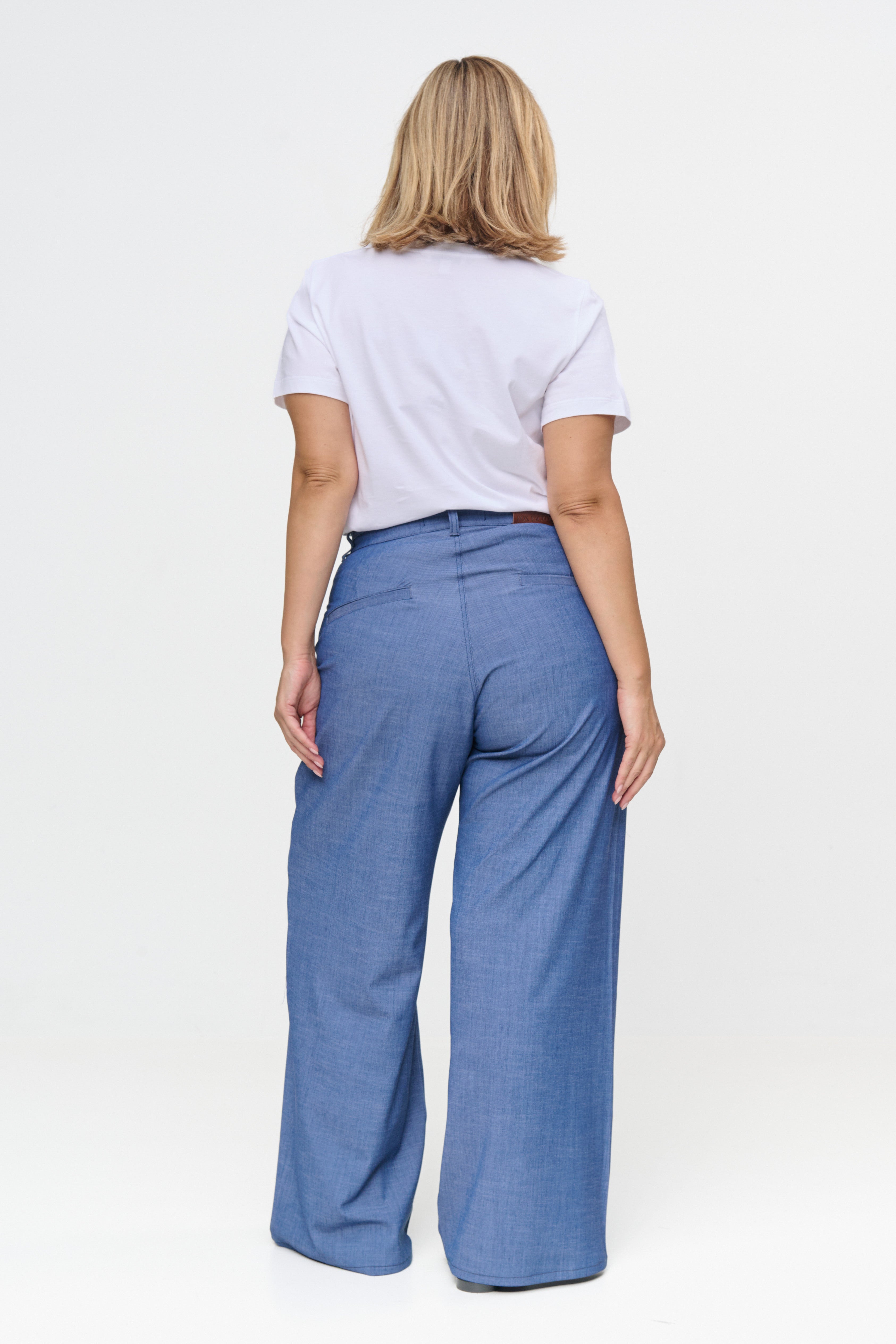 DAKOTA Celeste Blue