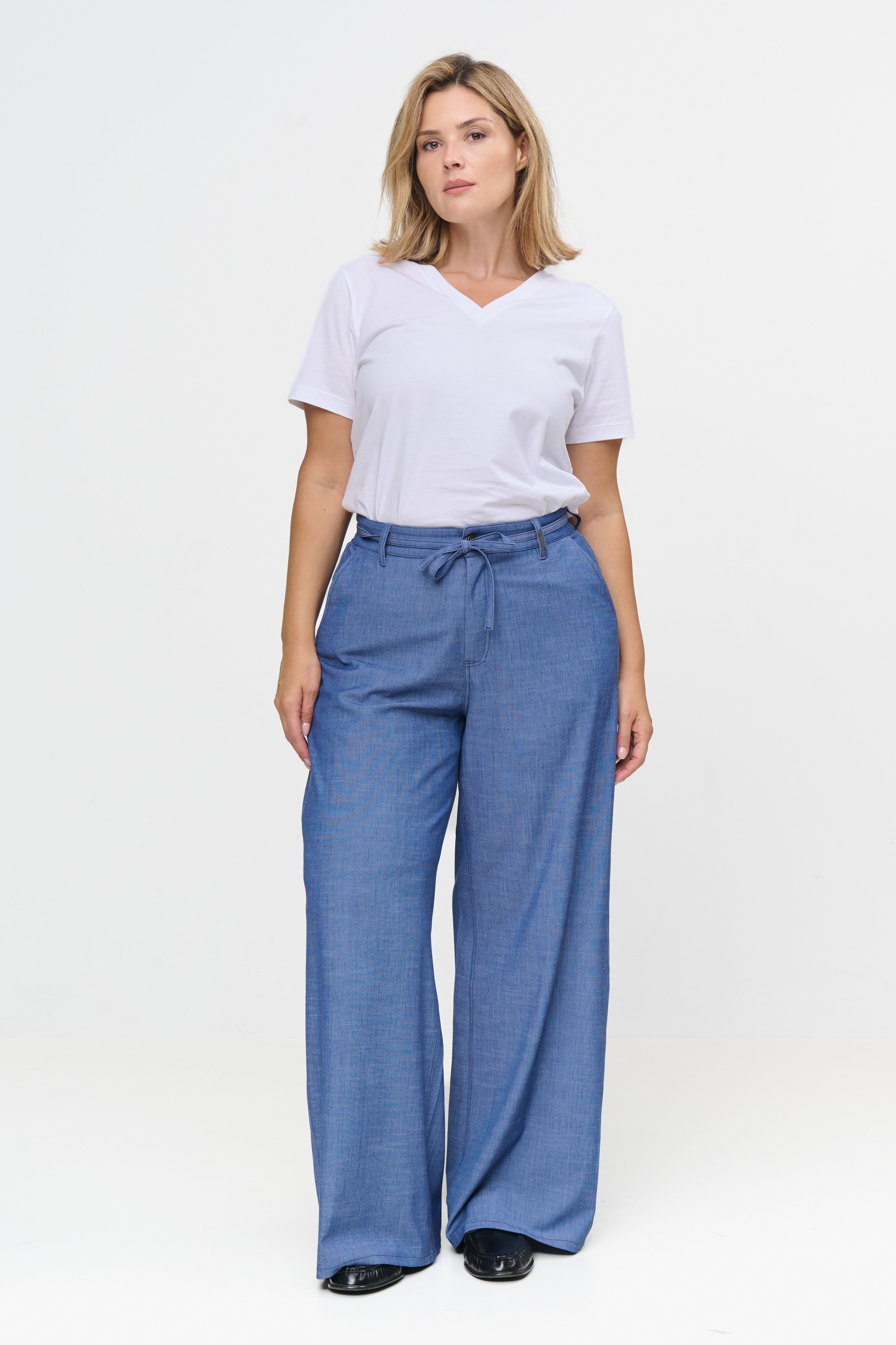 DAKOTA Celeste Blue