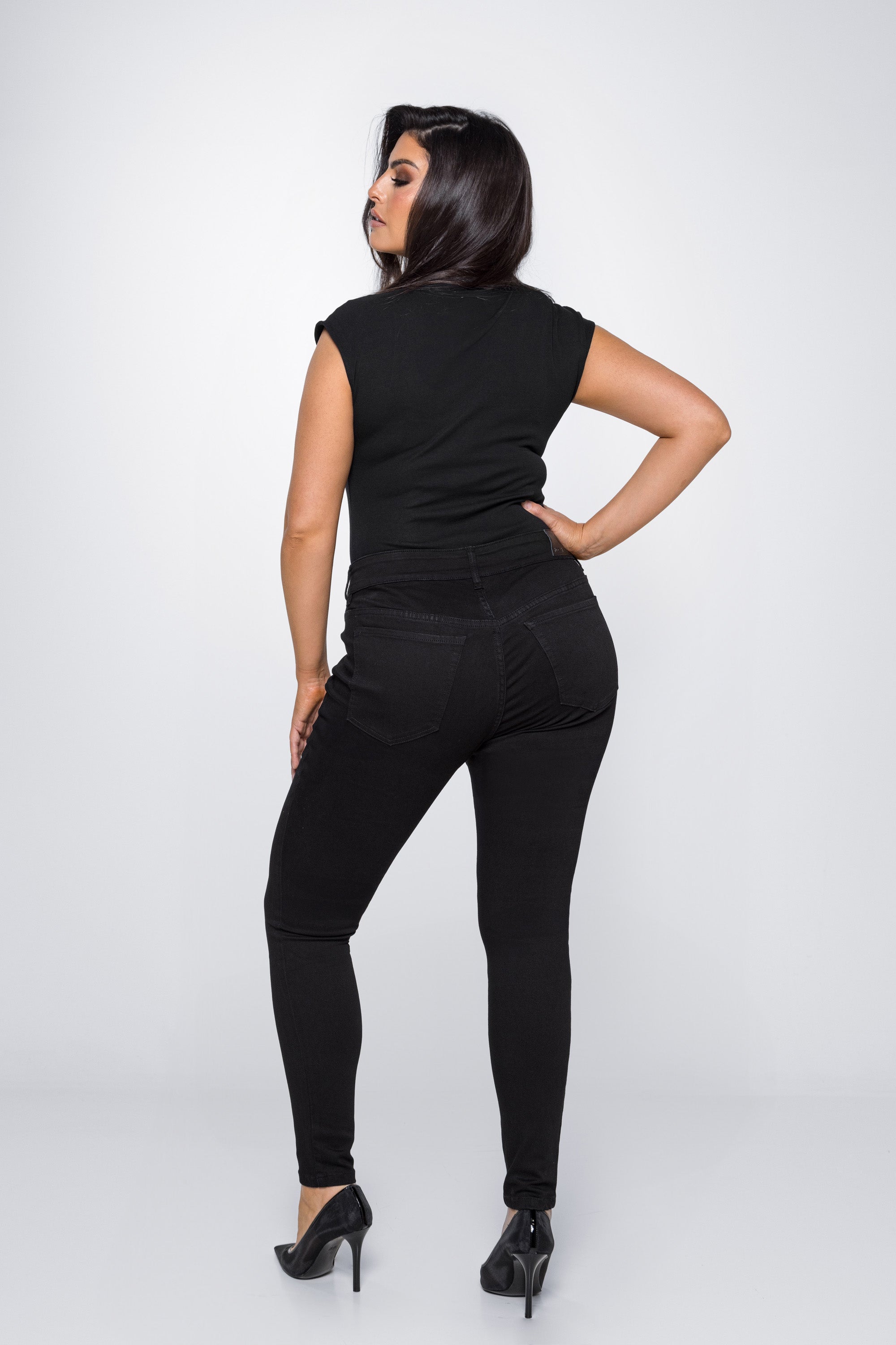 NIKI Mexico Black