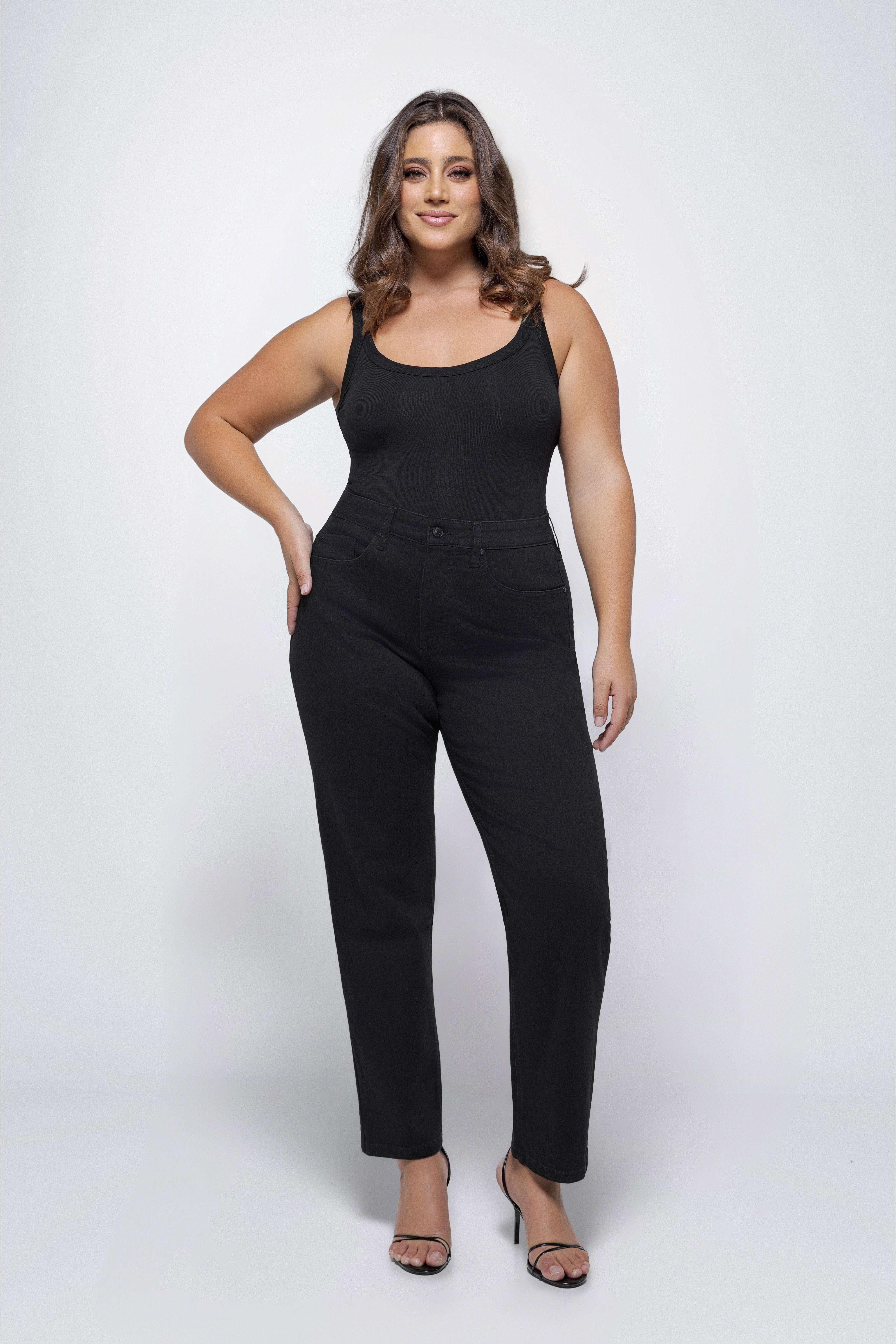 GIGI Empire Black